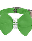 Green Nouveau Bow Collar