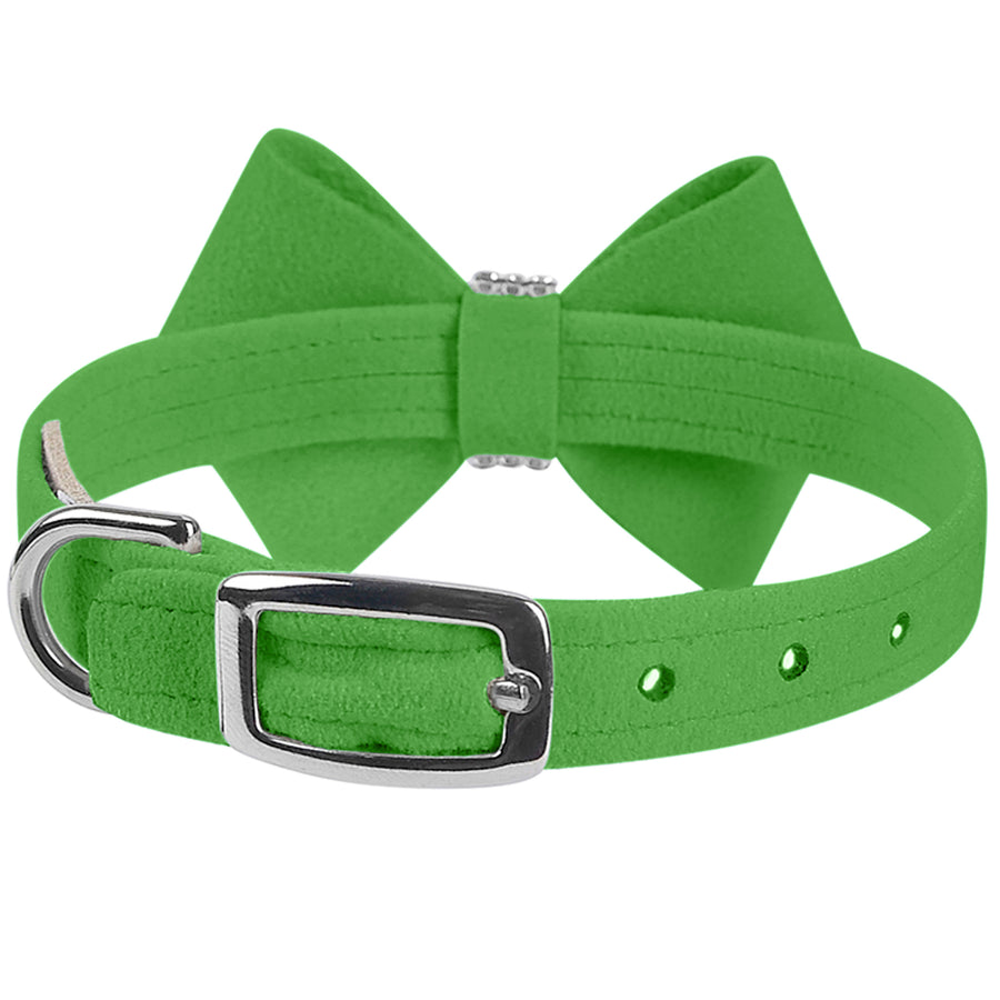 Green Nouveau Bow Collar