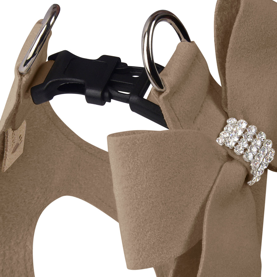 Nouveau Bow Step In Harness- Classic Neutrals